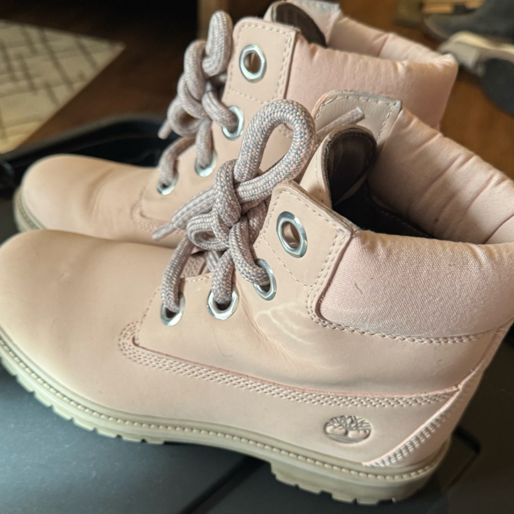Timberland Women's Light Pink Lace Up Boots